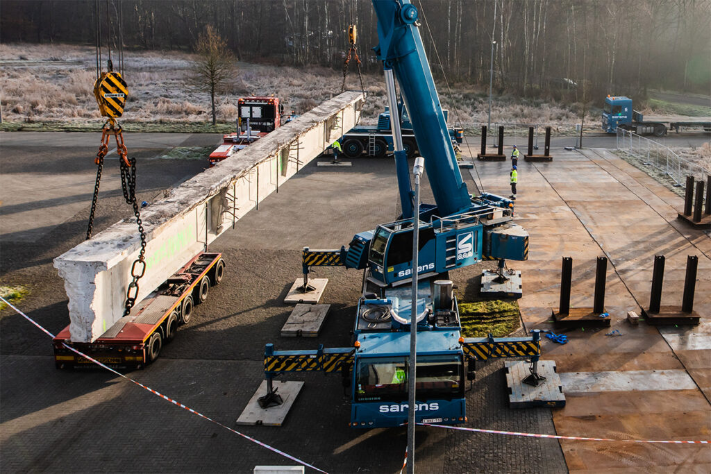 UHasselt test reststerkte van 32 meter lange betonnen brugliggers van Waals viaduct